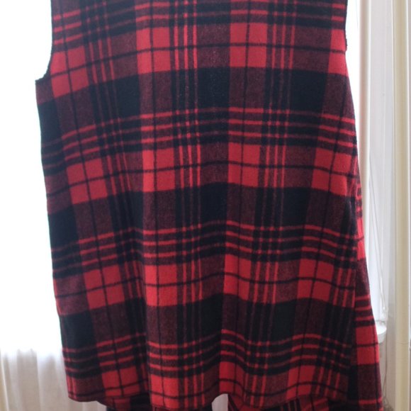 Flannel Long Vest - Perfect for Fall! - Picture 6 of 7